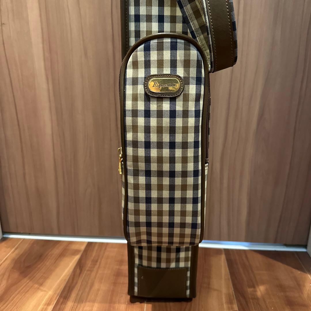 ※未使用、タグ付き アクアスキュータム Aquascutum ゴルフクラブケース