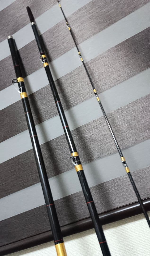 サクラ 金剛 3本継ぎカーボン製底物竿改造品