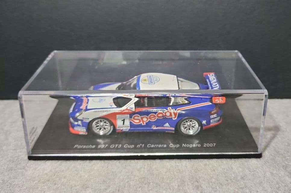 スパークモデル 1/43スケール ポルシェ997 GT3 CUP #1