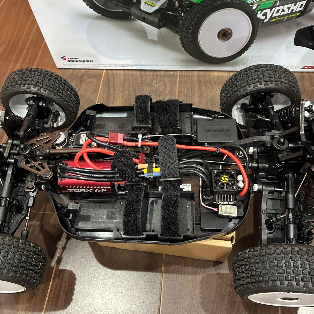 KYOSHO Inferno MP10E オフロードRCカー
