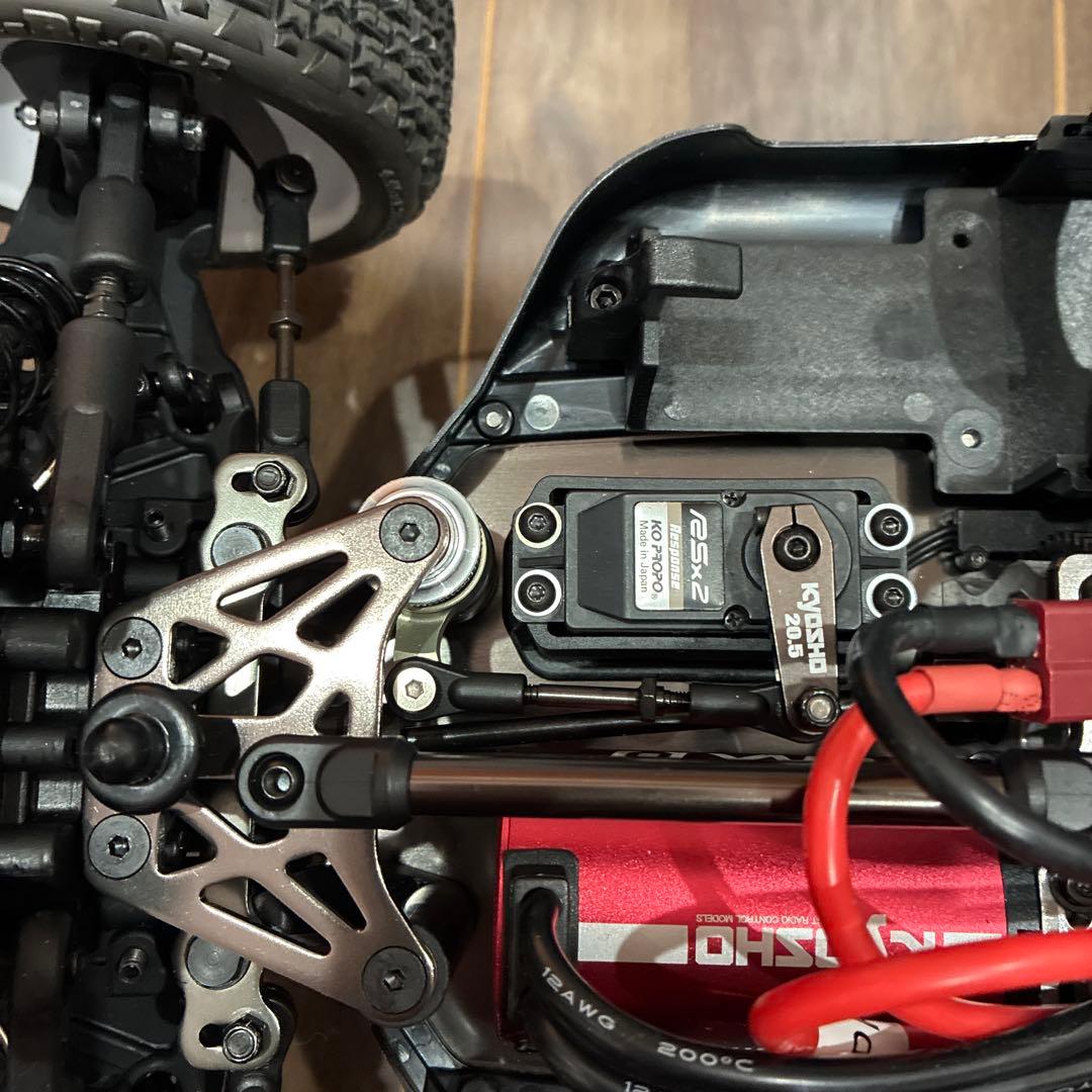 KYOSHO Inferno MP10E オフロードRCカー
