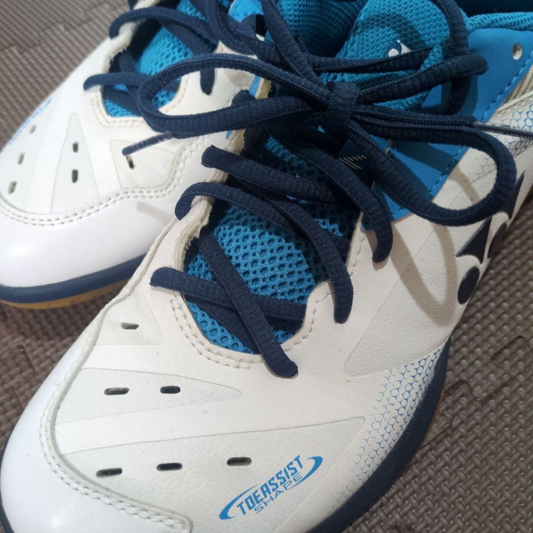 タイムセール！YONEX バドミントンシューズ 65 ホワイト/ブルー
