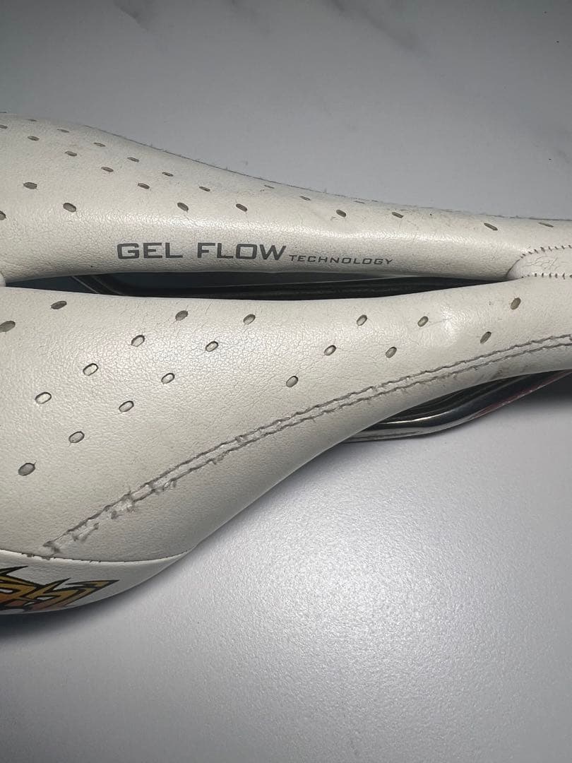 Selle Italia Flite Gel Flowマルコパンターニ海賊モデル