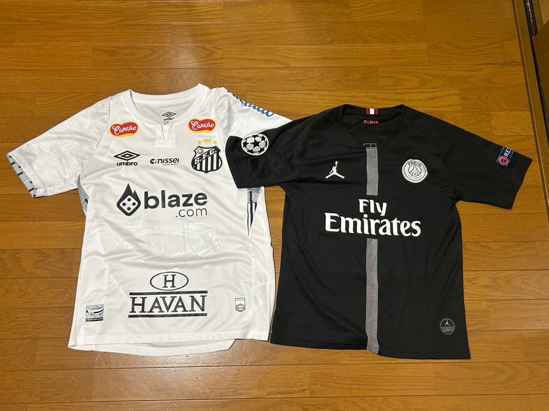 ネイマールユニフォーム2枚セット売り