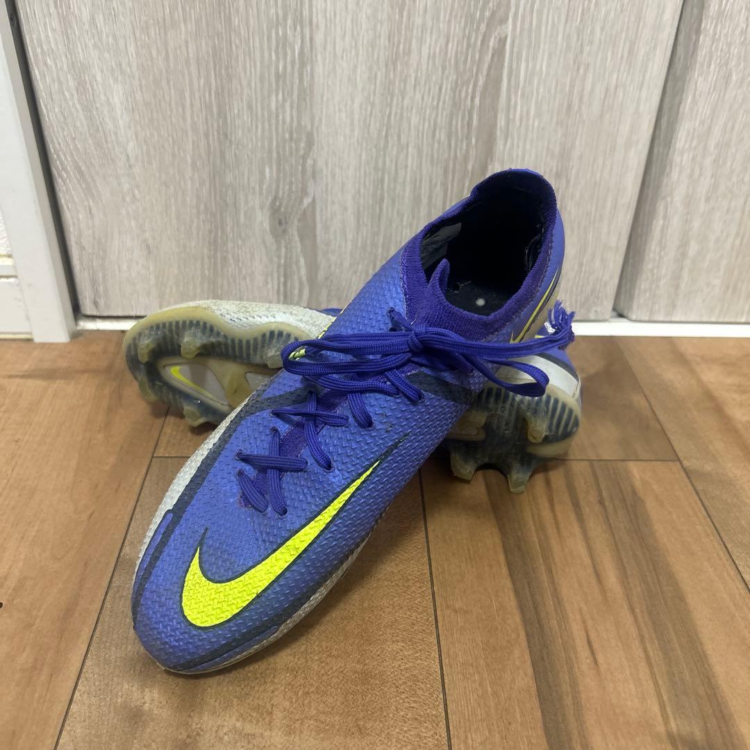 NIKE ファントムGT FG 25cm
