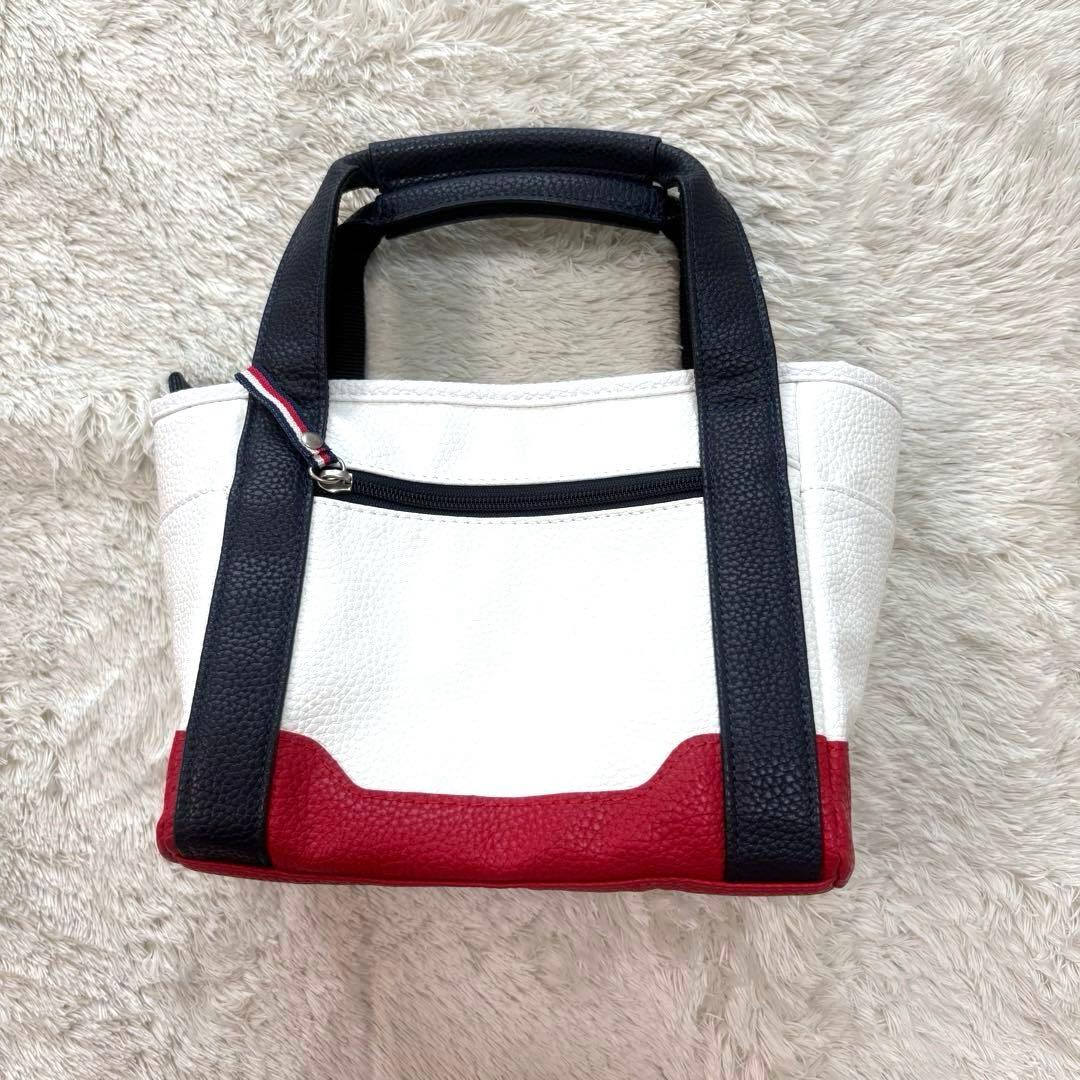 未使用級✨トミーヒルフィガー フェイスラウンドバッグ　カートバッグ