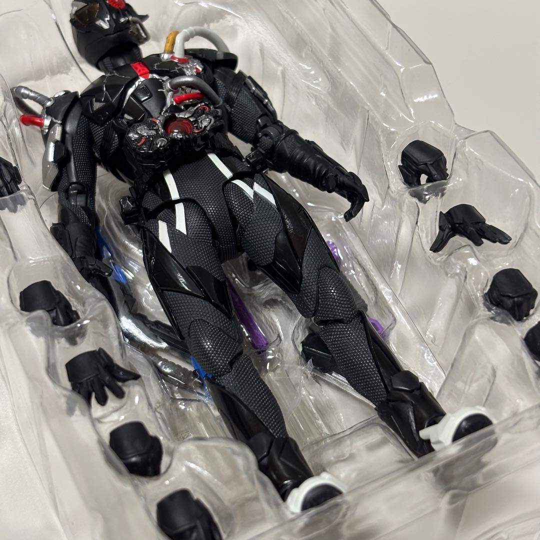 【匿名配送】S.H.Figuarts 仮面ライダーアークゼロ