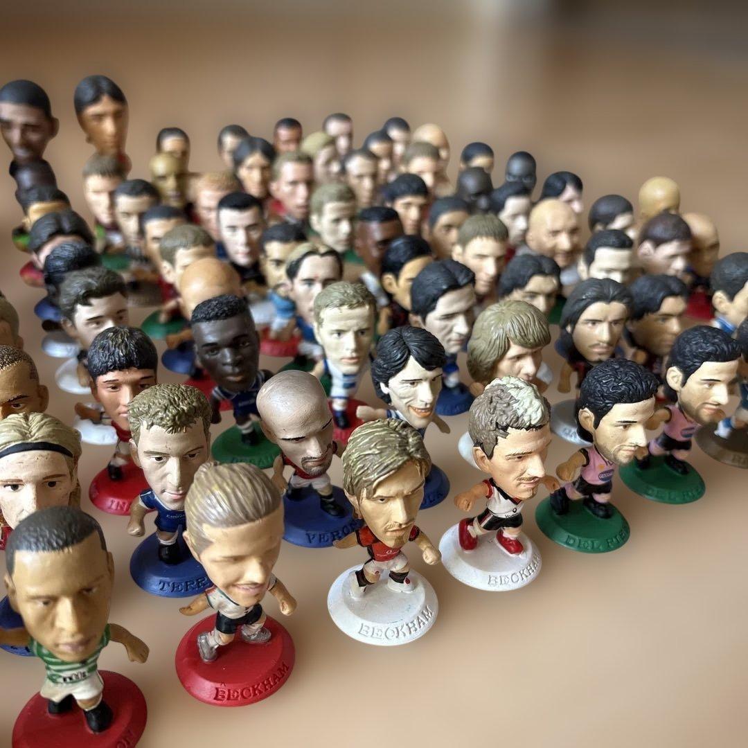 ア*シ様 コリンシアン　サッカーフィギュア　まとめ売り　160体程　　ベッカムな