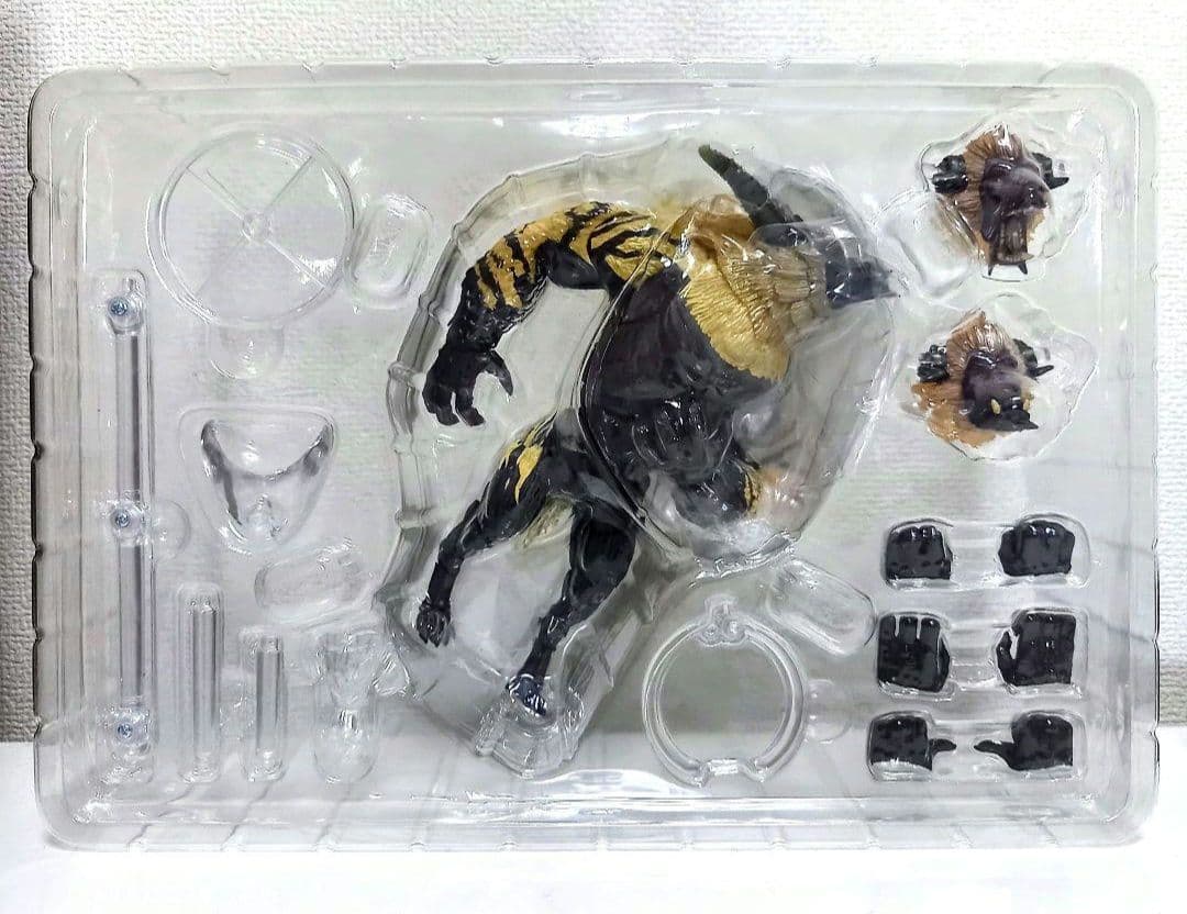 S.H. MonsterArts モンスターハンター20th 激昂したラージャン