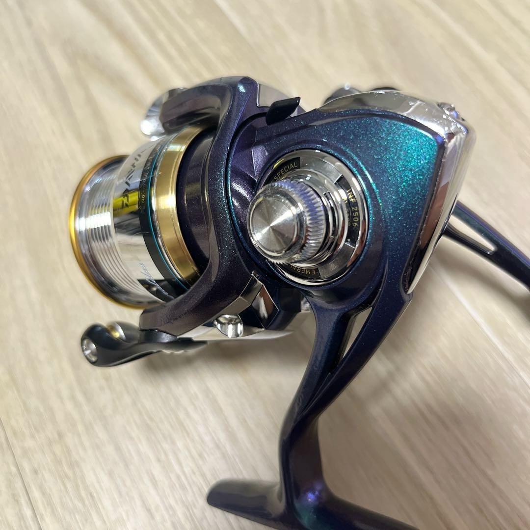 エギング用リールエメラルダス inf 2506 ダイワ・美品
