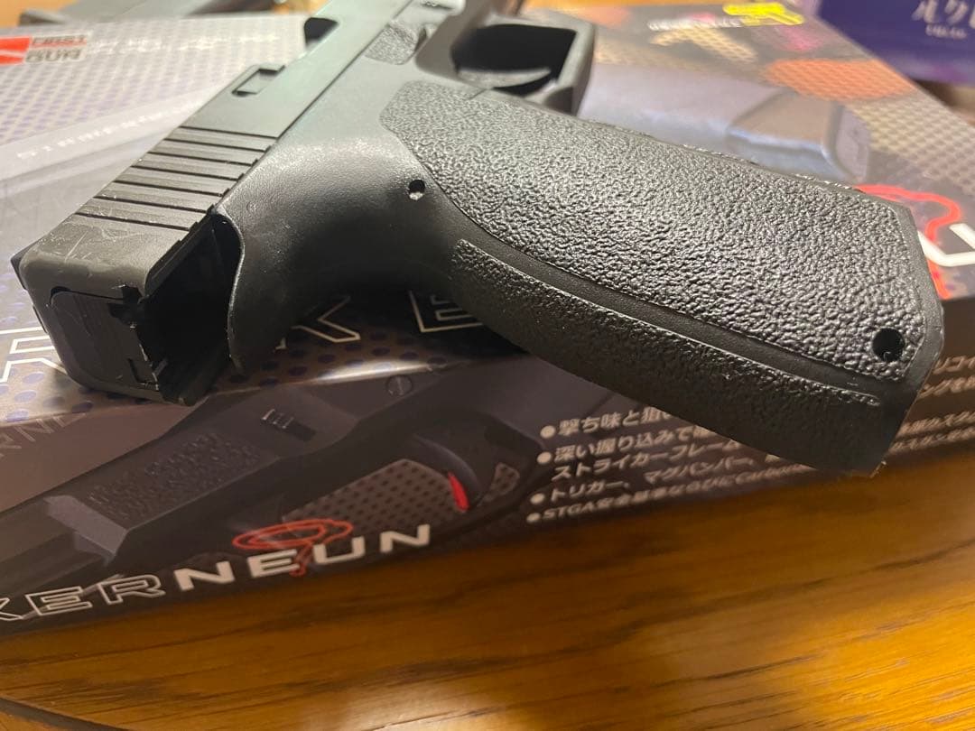 STRIKERNEUN 9x19 co2ガスガン※STGA安全基準認証品