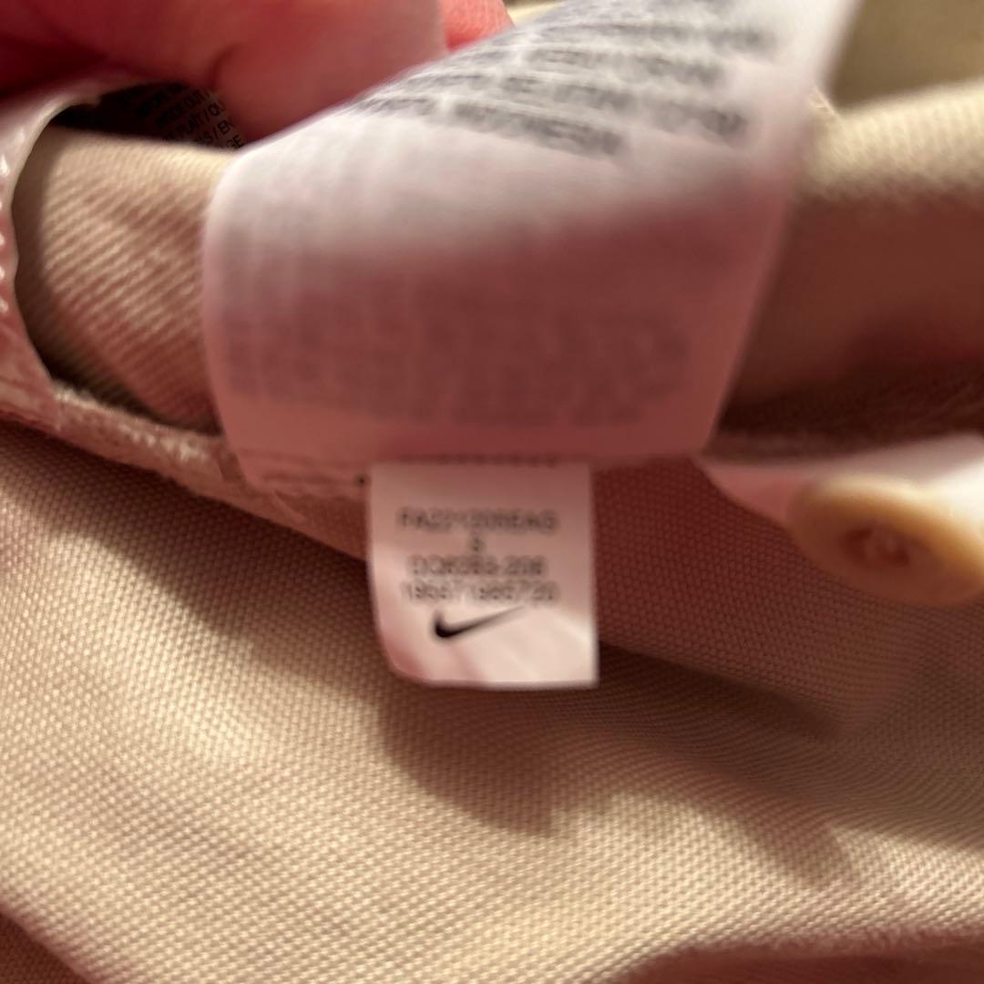 Nike ベージュ ベースボールシャツ