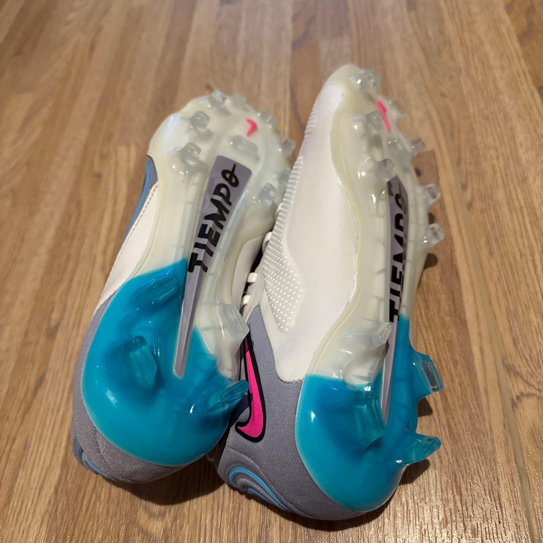 Nike Tiempo FGサッカーシューズ ホワイト