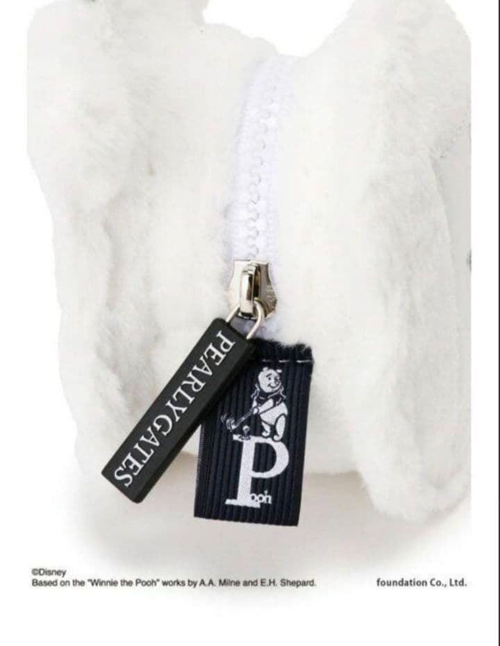 ②新品 未使用 PEARLY GATES プーさんフェイクファーボールポーチ