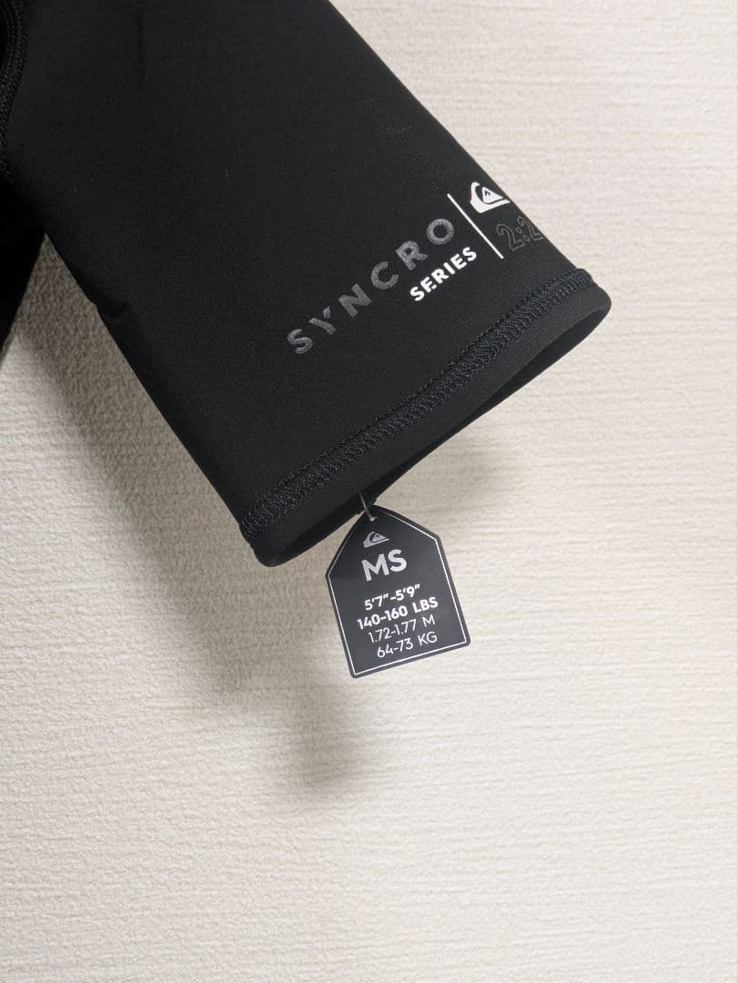【新品未使用】クイックシルバー 2/2mm シーガル 半袖 サイズMS