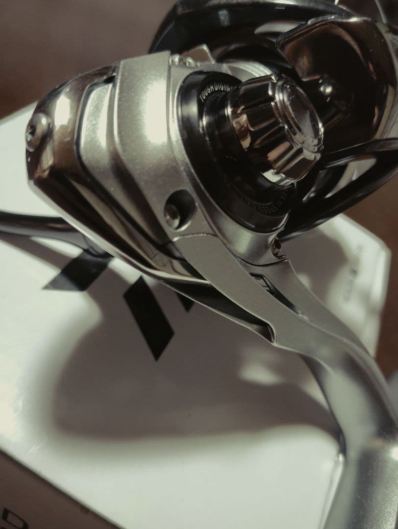【美品】DAIWA　スピニングリール　ＣＡＬＤlＡ LT3000-ＣＸＨ
