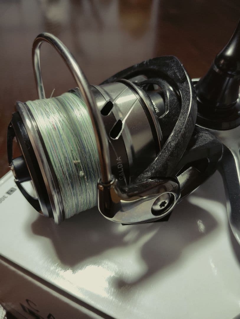 【美品】DAIWA　スピニングリール　ＣＡＬＤlＡ LT3000-ＣＸＨ