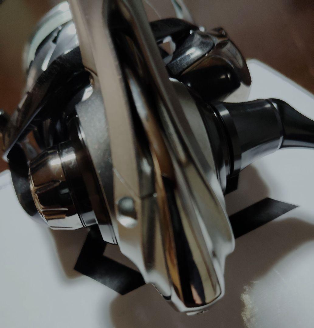 【美品】DAIWA　スピニングリール　ＣＡＬＤlＡ LT3000-ＣＸＨ