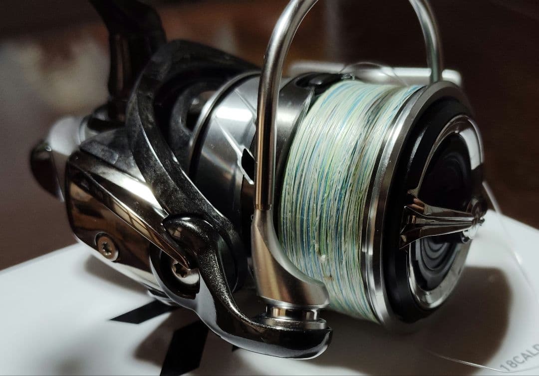【美品】DAIWA　スピニングリール　ＣＡＬＤlＡ LT3000-ＣＸＨ