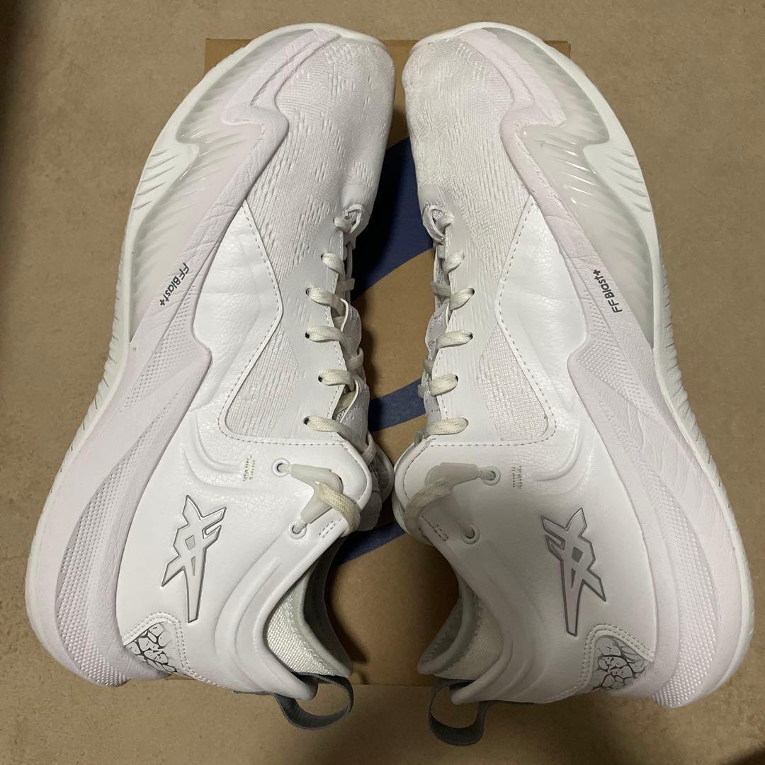 ASICS アシックス ノヴァサージ ロー2