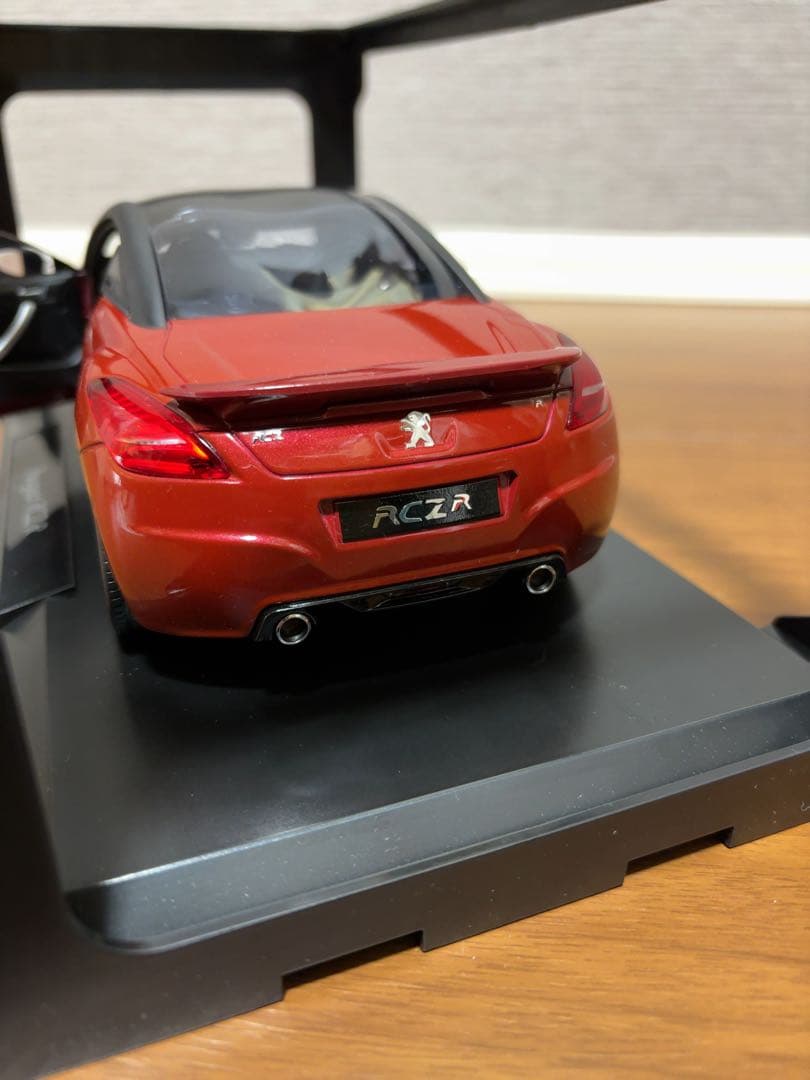 1/18 RCZ-R 2014 赤　ダイキャスト