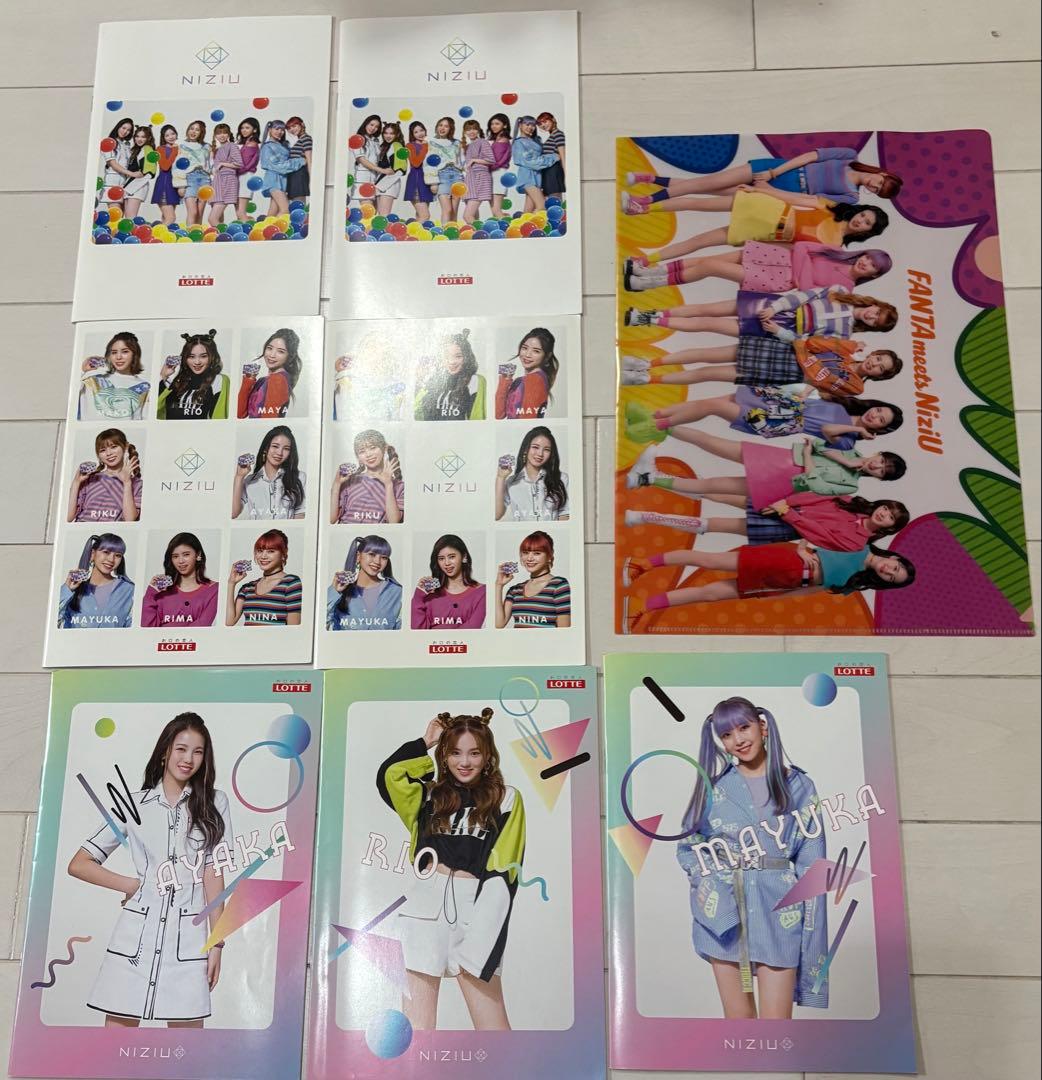 NiziUまとめ売り