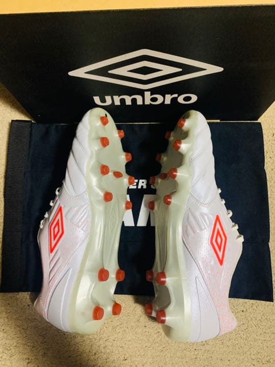 umbro アクセレイター　U by GAKU