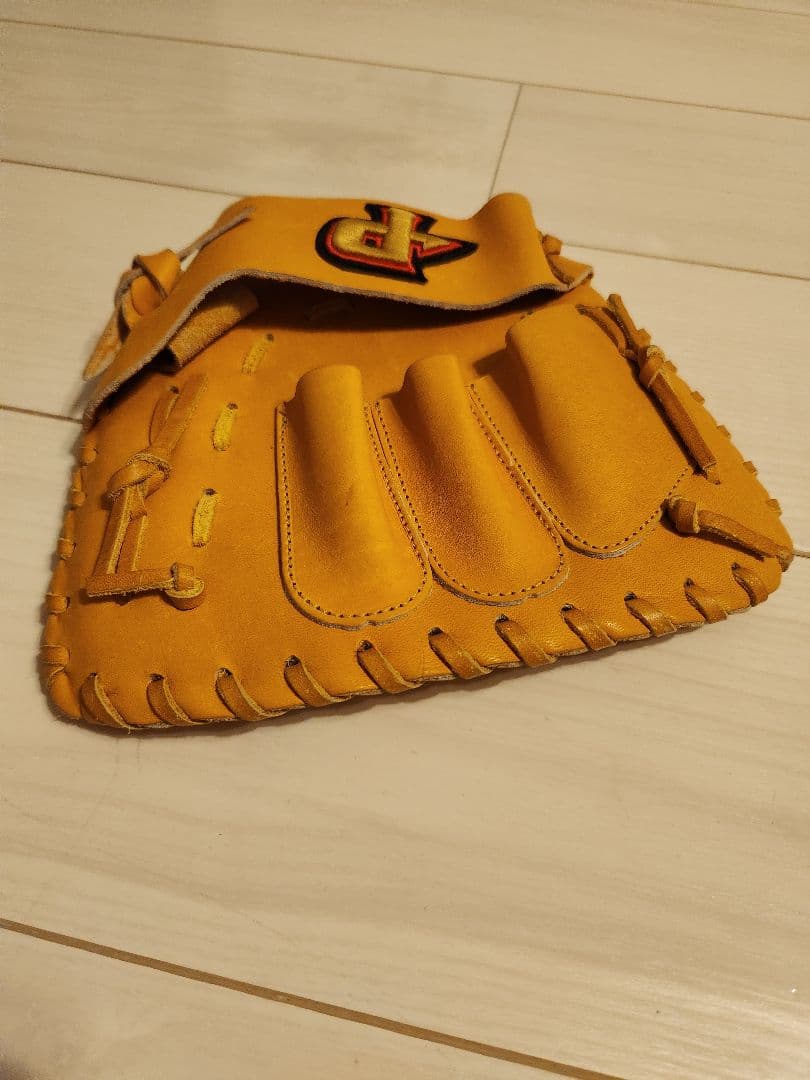 ほぼ新品　Pramark PGT-10 野球　板グローブ