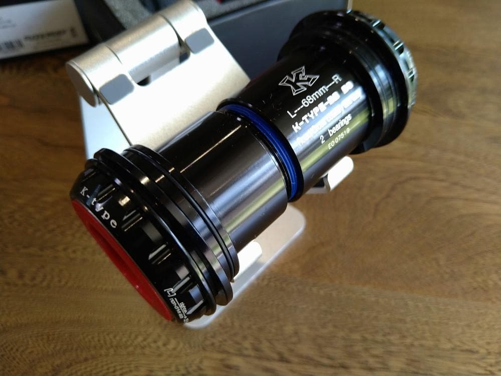 KCNC ボトムブラケット BB30 ユニバーサルアダプター