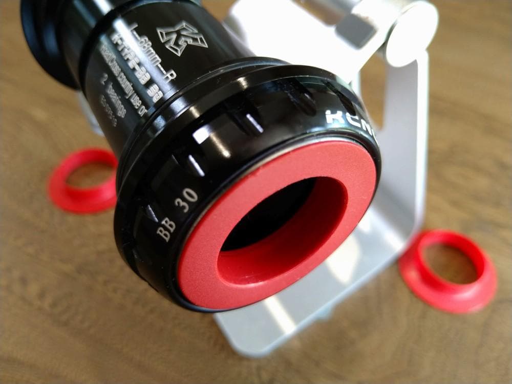 KCNC ボトムブラケット BB30 ユニバーサルアダプター