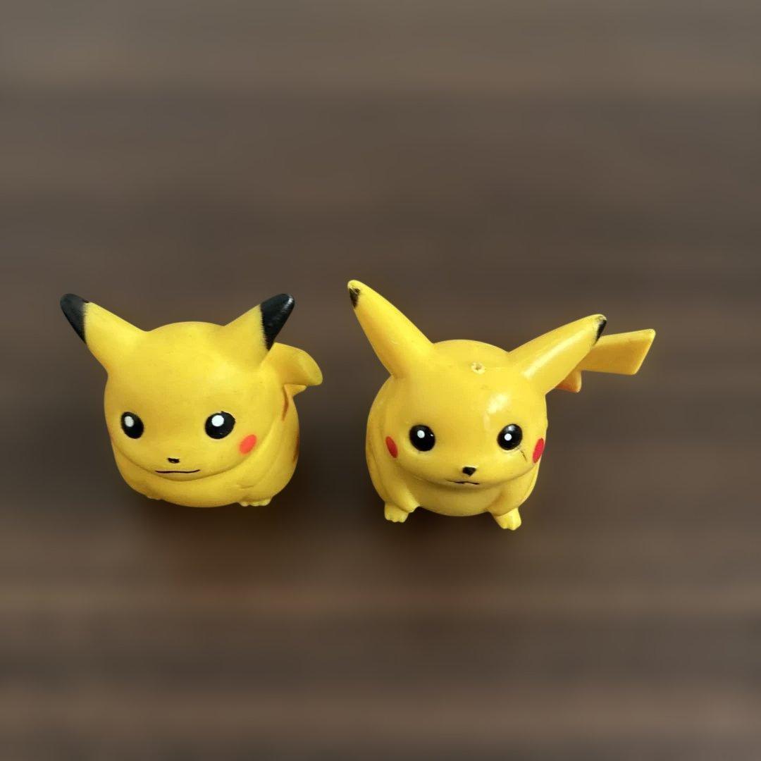 激レア　絶版　初代ピカチュウ フィギュア 2体セット