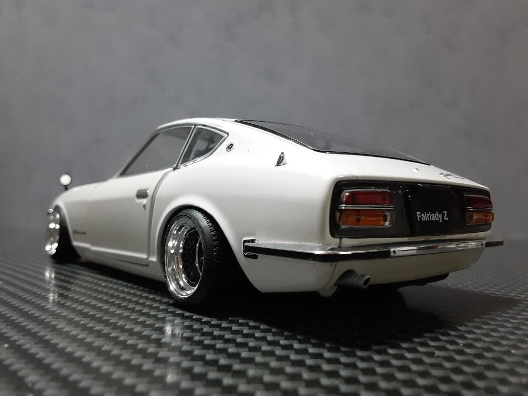 Hachette 1/24 日産 Fairlady 240Z 白 カスタム改