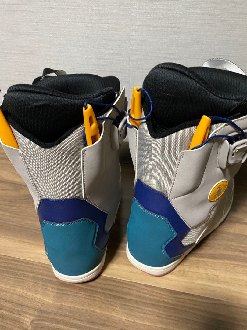 【超美品】Deeluxe　スノボ　ブーツ　24.5
