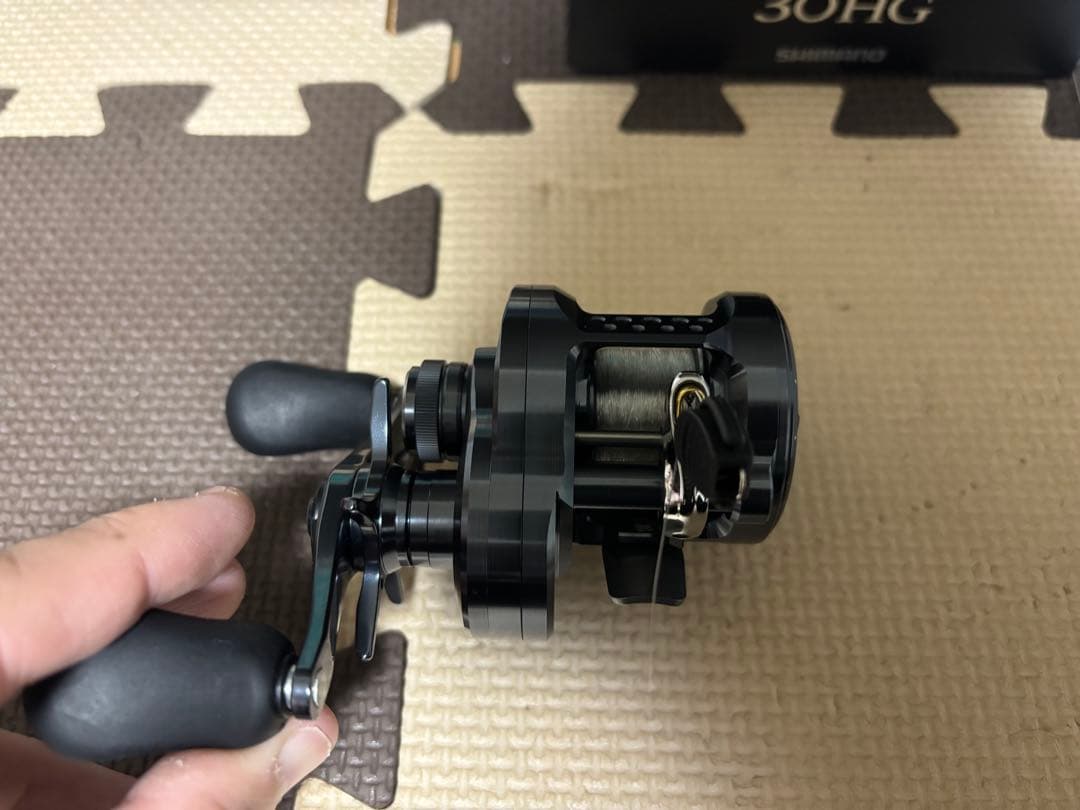 シマノ　カルカッタコンクエスト30HGシャローエディション