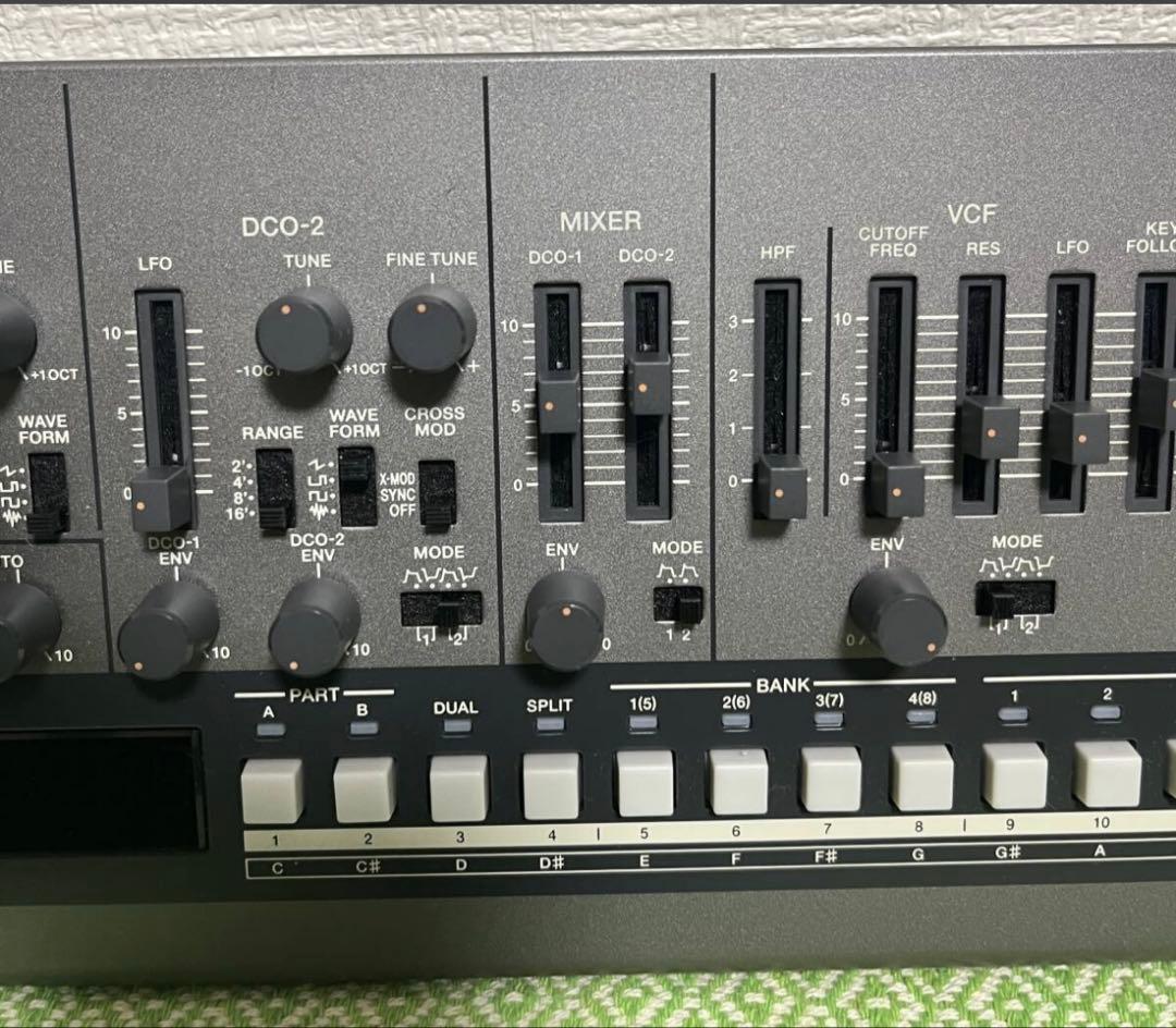 Roland JX-08 Boutique シンセサイザー 動作確認済 元箱