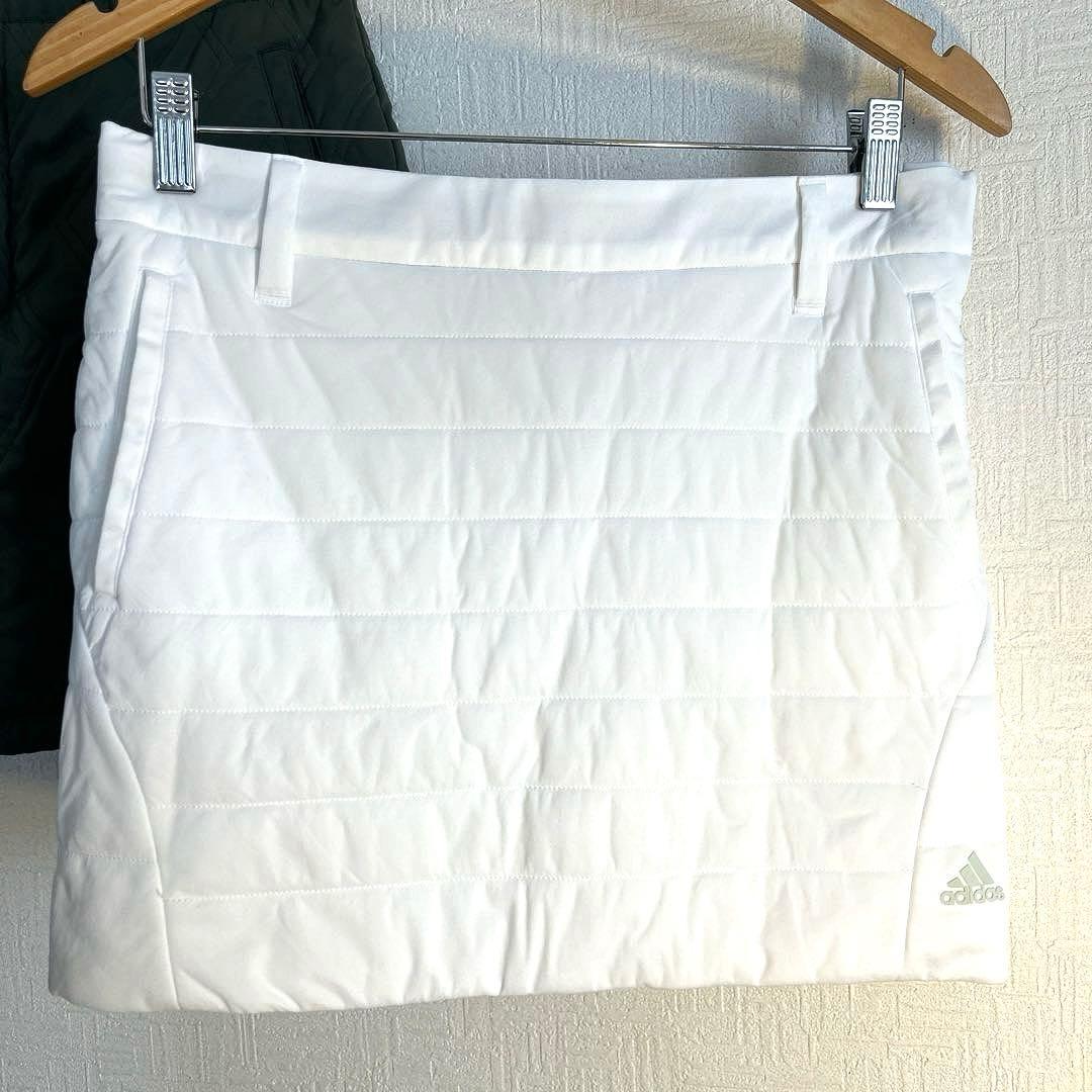 adidas キルティングスカート ホワイト　カーキ
