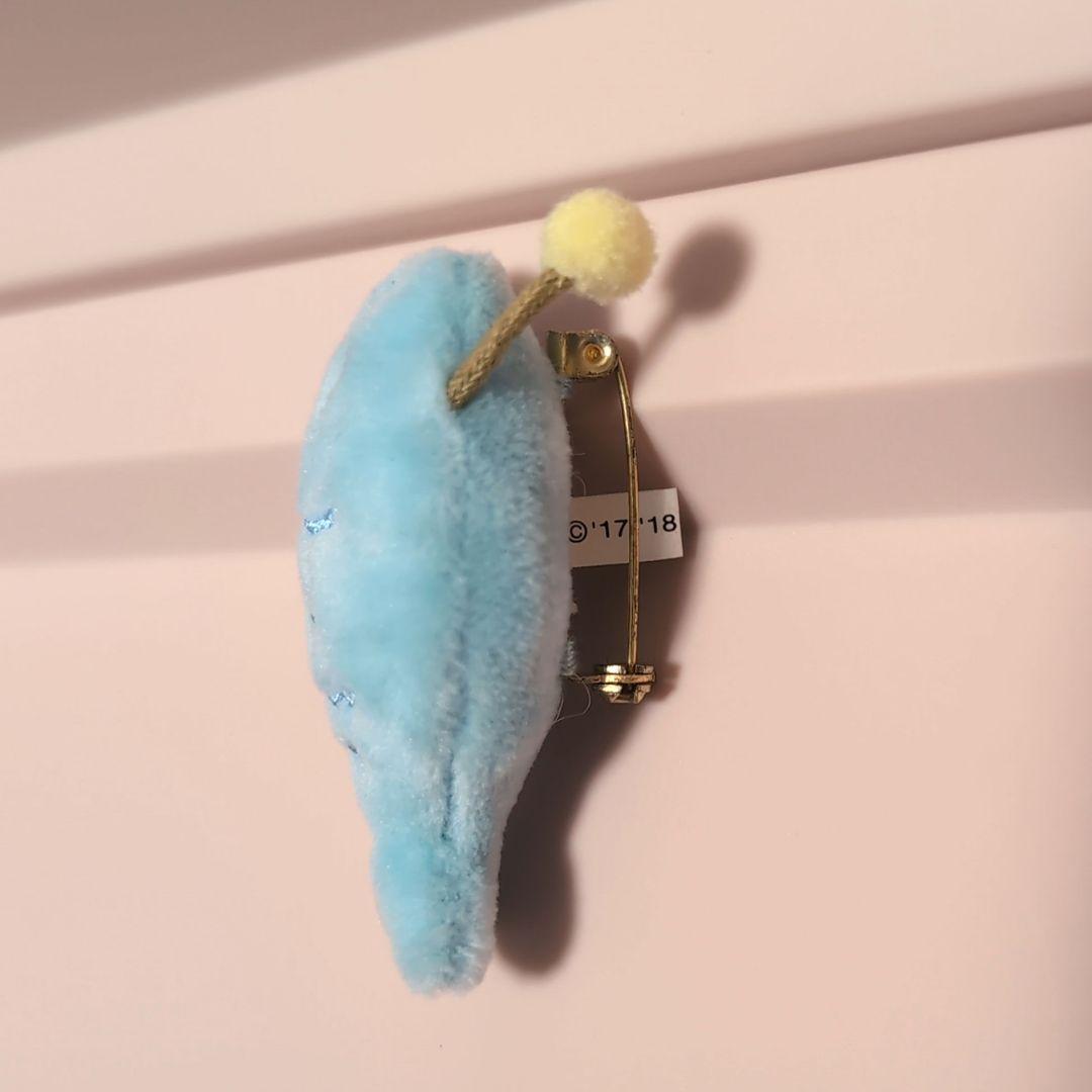 まるもふびより　ブローチ　　ぬいぐるみ　バッジ　レア