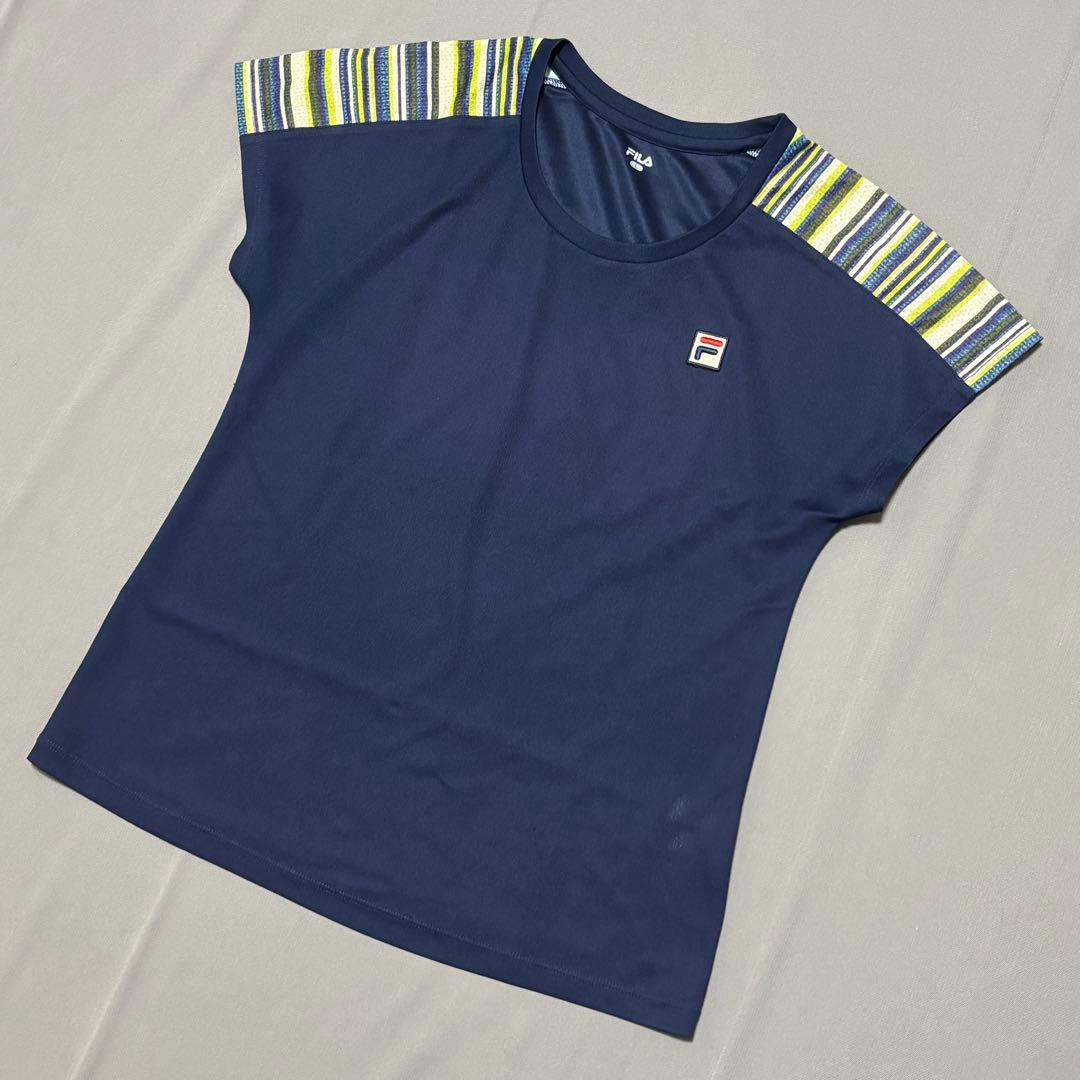 フィラFILA テニスウェア ストライプ柄シャツ&スコート 上下セットアップ L