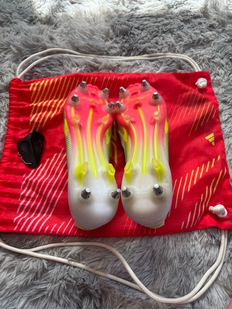 シ*ン様 ほぼ新品 adidas F50 鉄