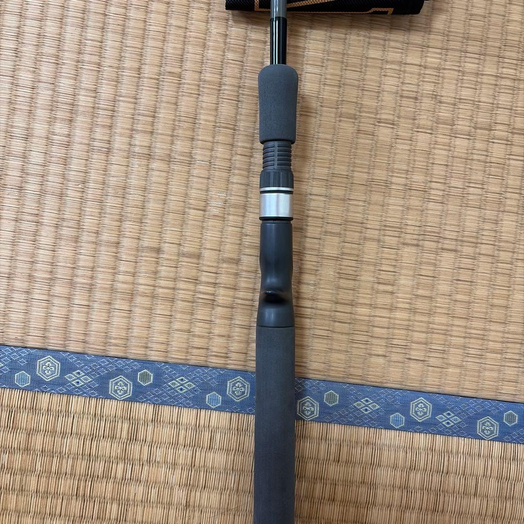 スポーツザウルス　ブラックフィン70 ヨルマル　SC70BF4