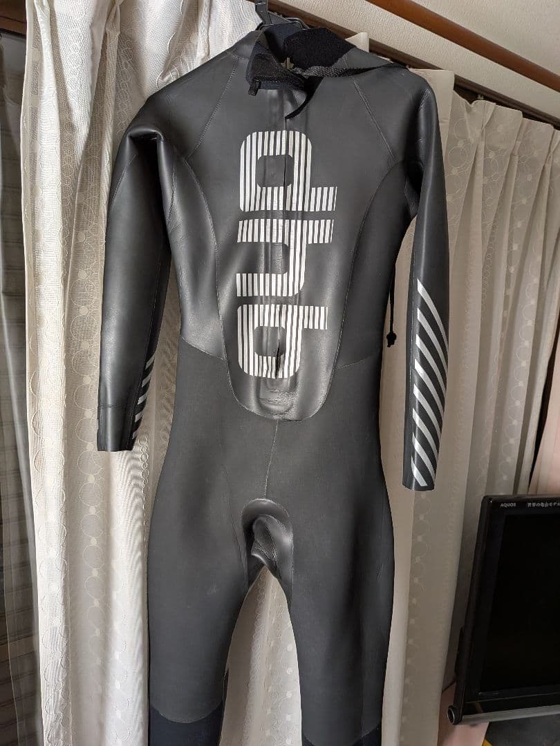 dhbHydronウェットスーツ 2.0Lトライアスロンサーフィン　ジャンク品