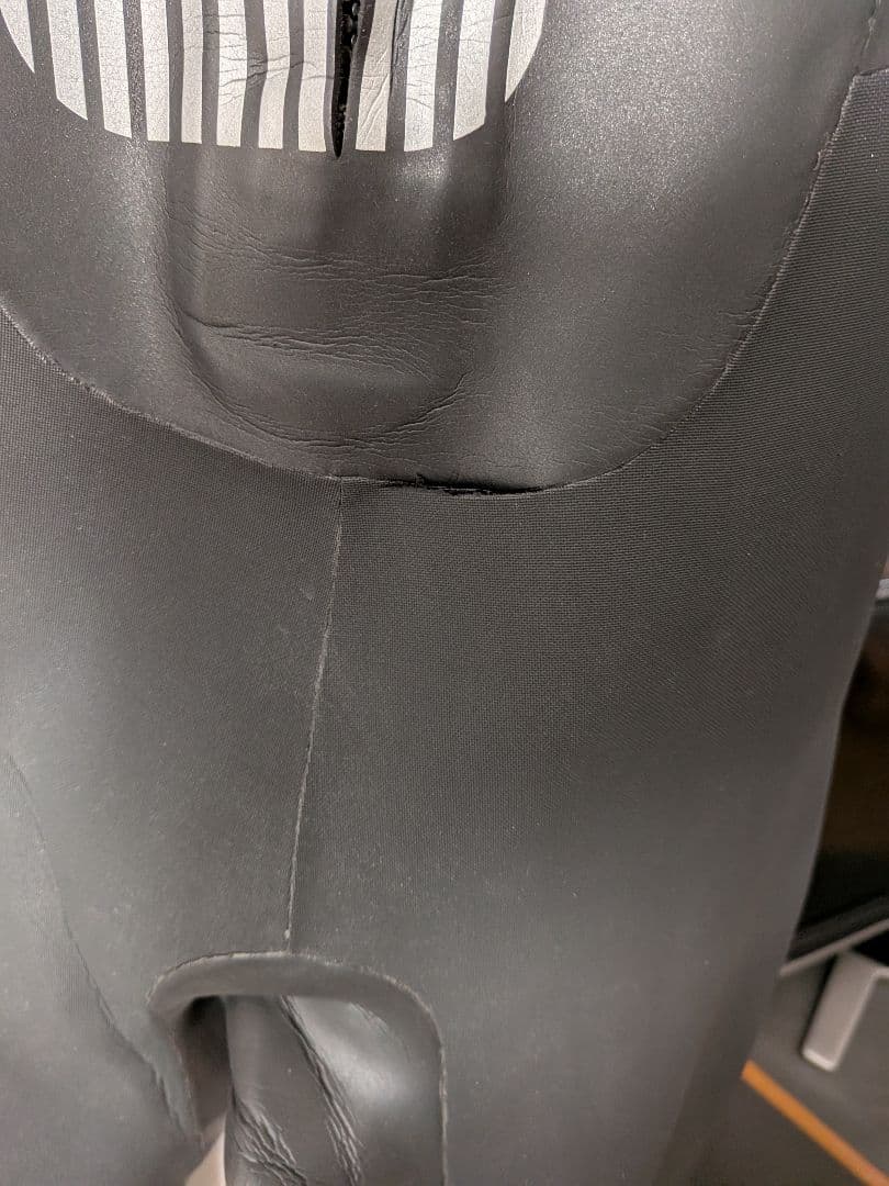 dhbHydronウェットスーツ 2.0Lトライアスロンサーフィン　ジャンク品