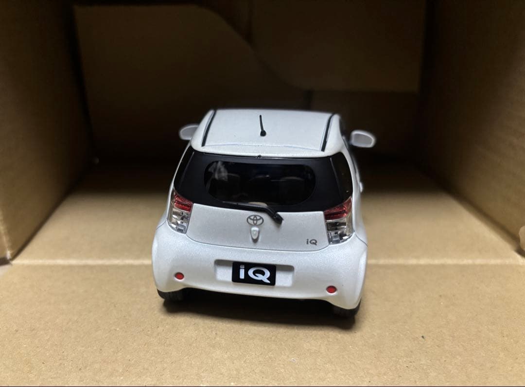 【最終価格】IQ ホワイトパールクリスタルシャイン 箱付