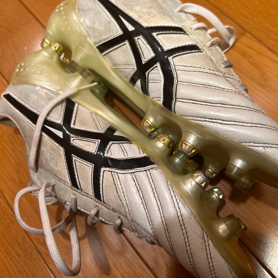 サッカースパイクアシックス DS LIGHT X-FLY3 取り替え式スパイク