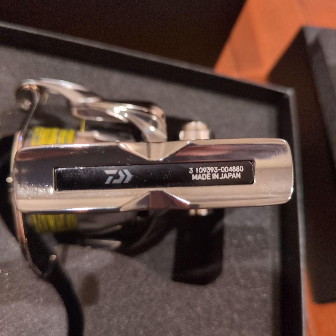 DAIWA EXIST LT2500S スピニングリール