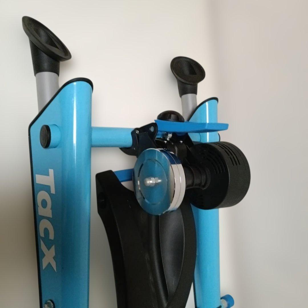 【いぬきち丸】TACX 『Satori Smart』　ローラー台