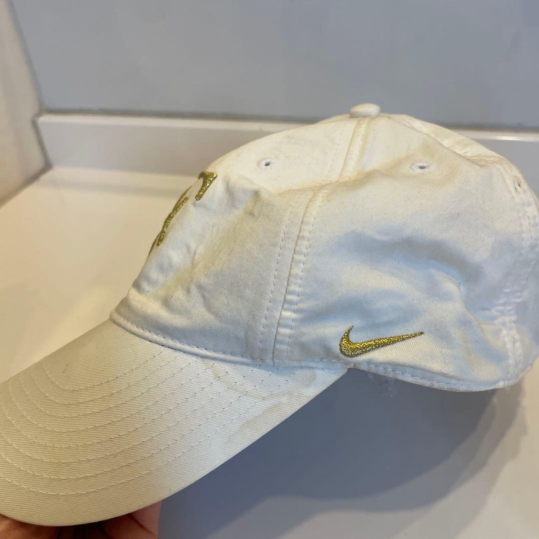 【激レア】NIKE RFキャップ ホワイト ゴールド5トロフィー　フェデラー