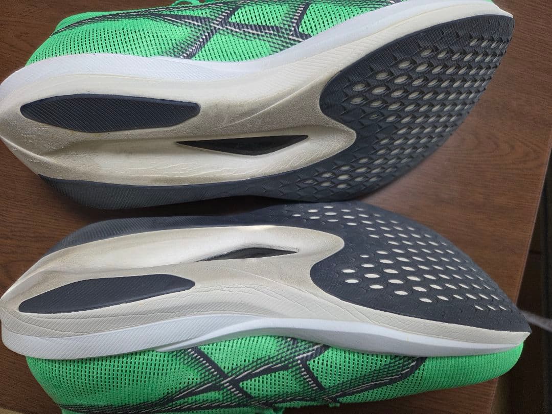 ASICS MagicSpeed5(マジックスピード5) 28cm 5km使用