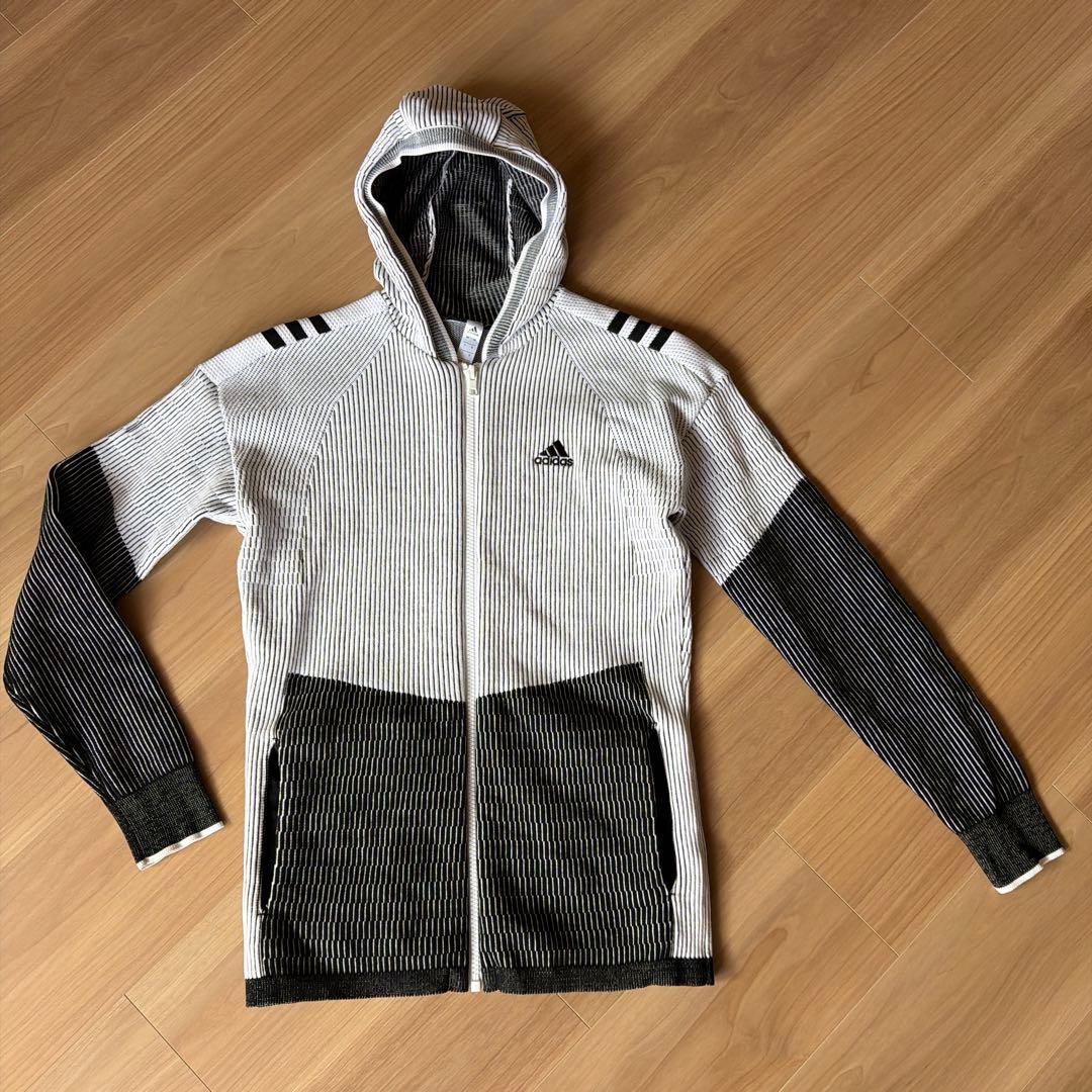 adidas フーディーセットアップ　M スカート パーカー　ゴルフ　ホワイト