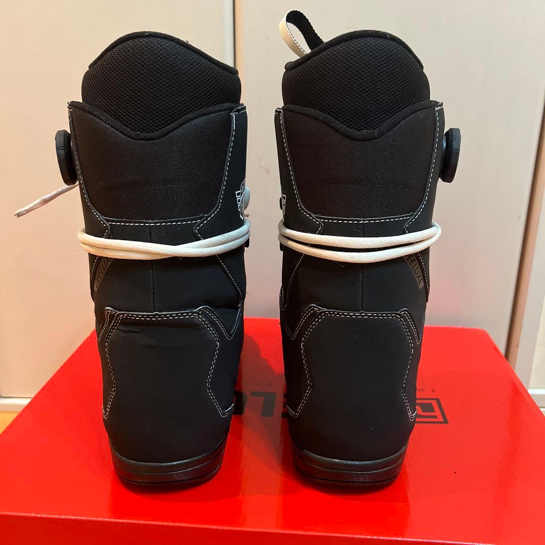 【新品替え紐付】DeeluxeDNA26.5cm 24-25モデル